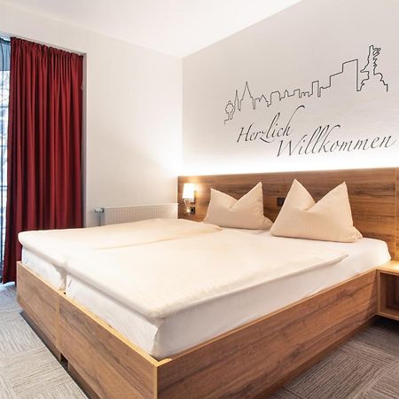 Hotel Wettiner Hof Riesa Extérieur photo