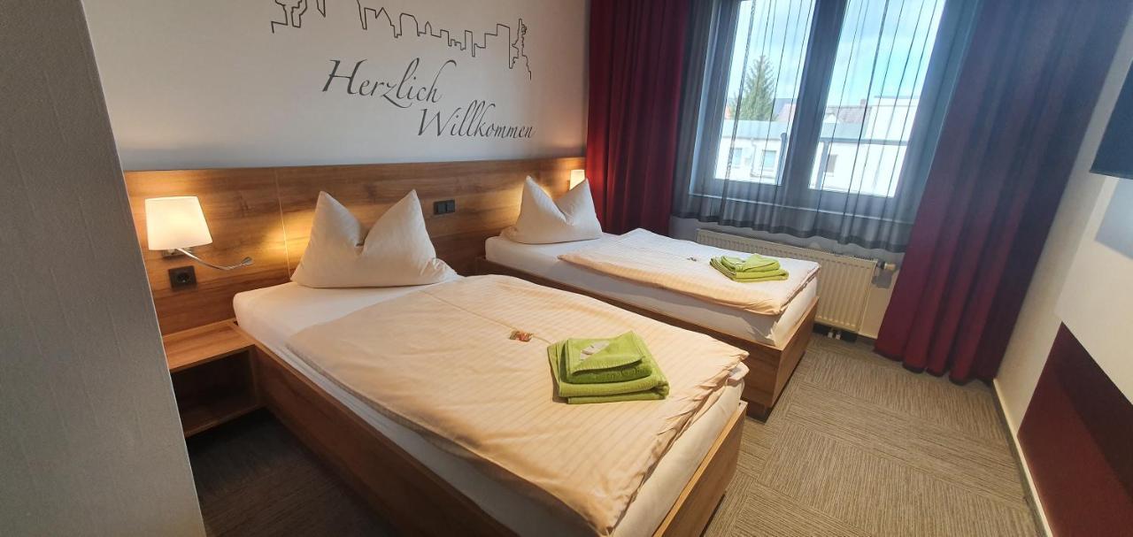 Hotel Wettiner Hof Riesa Extérieur photo